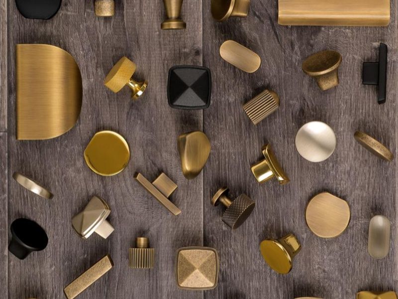 Furniture Handles & Knobs