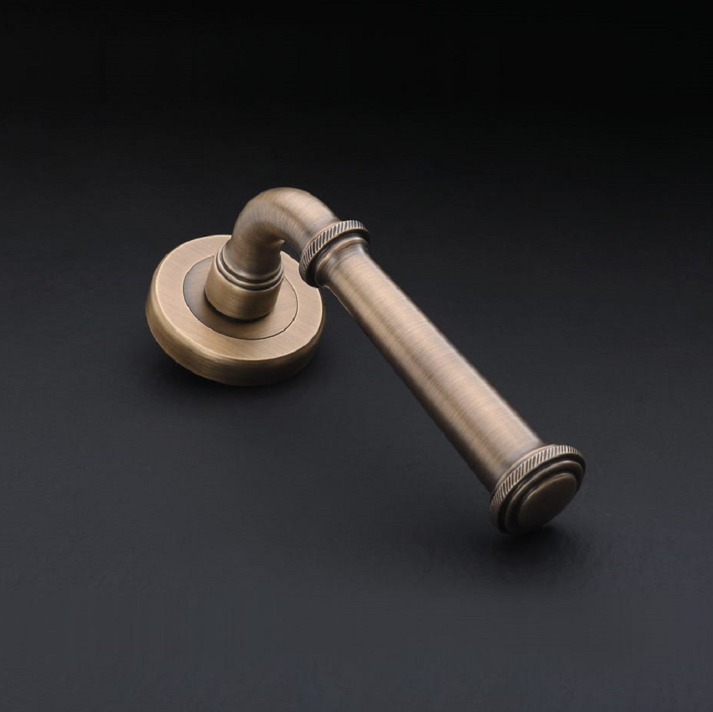 AceLine Bergamo Brass Door Handle