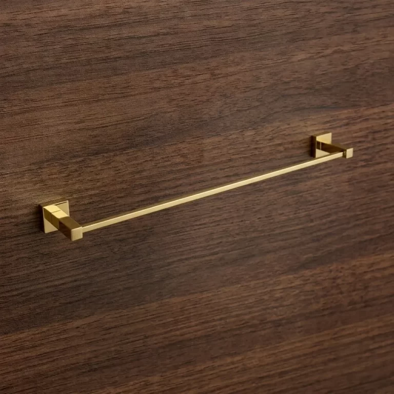 towel rod